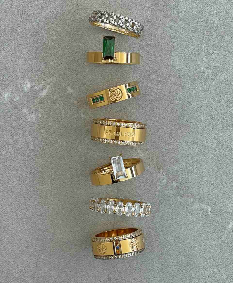 Style Link: Holiday Gift Guide - IL